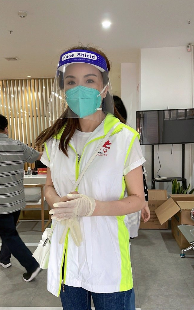 除了麦长青TVB女艺人张文慈也在广州当防疫志愿者 - 5