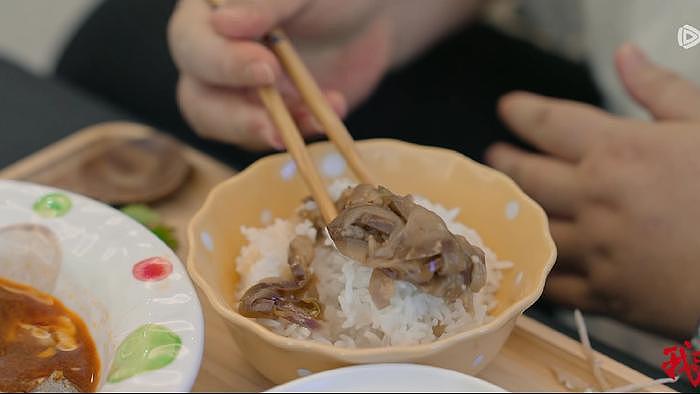 《热辣滚烫》纪录片炸裂！心疼到流泪，细节证明贾玲健康严重受损 - 10