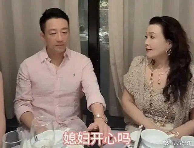 汪小菲带新婚妻子与张兰聚餐 马筱梅已改口喊妈 - 2