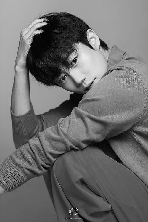 朴智彬将携手李光洙金雪炫出演tvN新剧《杀人犯的购物清单》 - 1