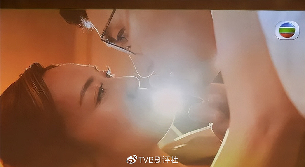 TVB新剧《香港人在北京》杀青，演员搭配劲新鲜，视帝与她演夫妻 - 5