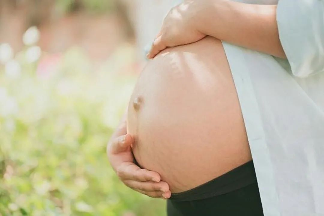 怀孕期间，为什么胎儿突然没有了胎心？这些原因，孕妈别忽视 - 4