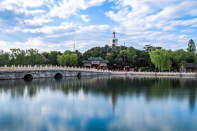 电动变焦广角镜头 索尼16-35mm F4 G评测 - 23