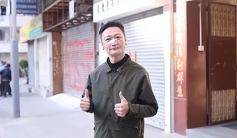 59岁港星爆TVB曾找他拍剧但没谈成，与女友拍拖15年感情稳定 - 6