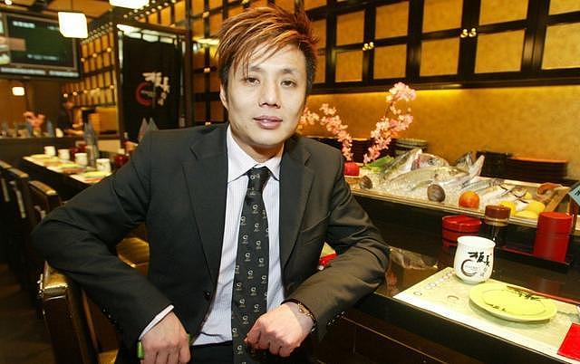 57岁“板前寿司”创办人郑威涛胰脏癌离世，发迹史曾被拍成TVB剧 - 15