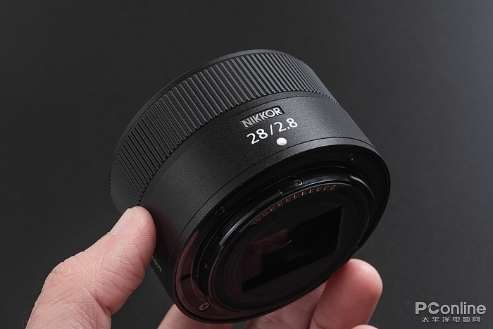 尼克尔 Z 28mm f/2.8镜头评测：亲民广角大光圈 - 3