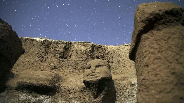 土耳其发现1.1万年前怪异石柱 - 2
