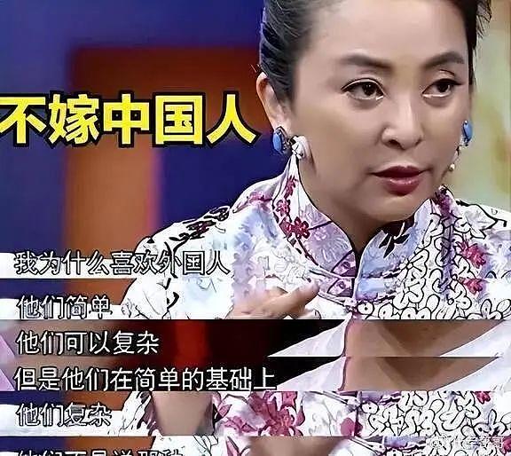 5位过气的演员回归普通人生活，摆摊卖肉，放猪喂牛，在农村种菜 - 25