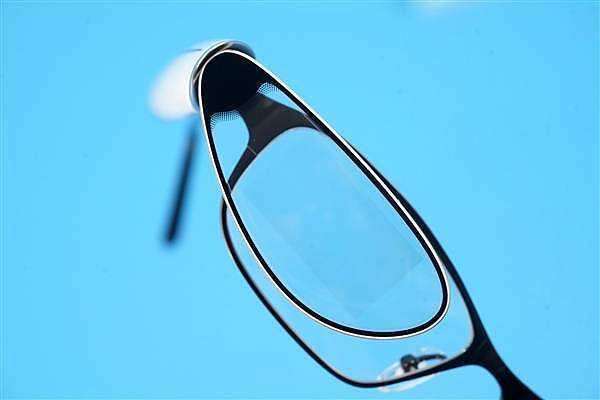 业界最轻！OPPO Air Glass智能眼镜图赏：科幻感十足 - 10