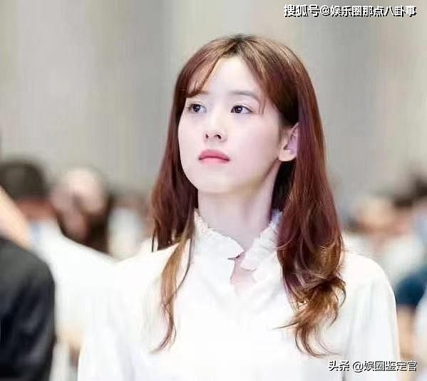 奶茶妹妹章泽天：拒绝张艺谋原谅刘强东，27岁坐拥584亿她有多牛 - 16