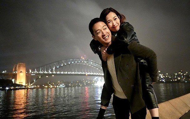 前TVB艺人夫妻陈智燊宋熙年旅游度过结婚6周年 互相向对方告白 - 2