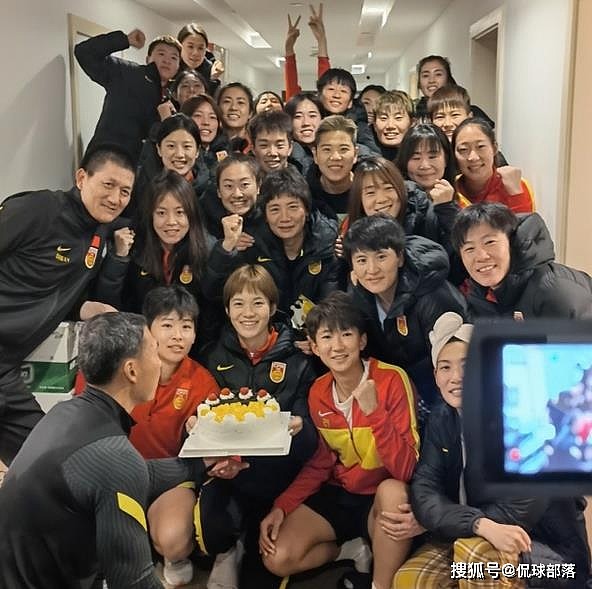 0-3！0-2！中国女足2大对手输球，水庆霞争冠军迎利好，CCTV5直播 - 2