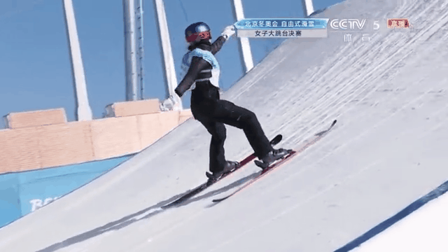刚刚，自由式滑雪女子大跳台决赛…… - 9