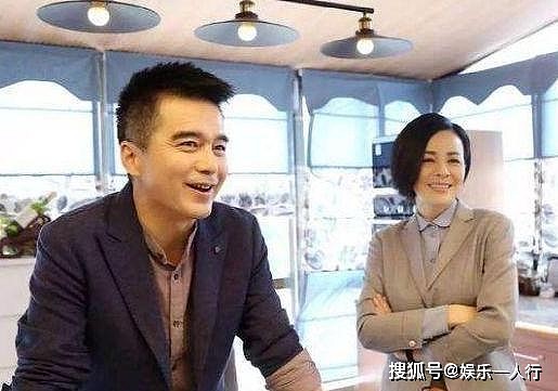 参观下许亚军的豪宅：给儿子买了许多玩具，家里头都放满了 - 1