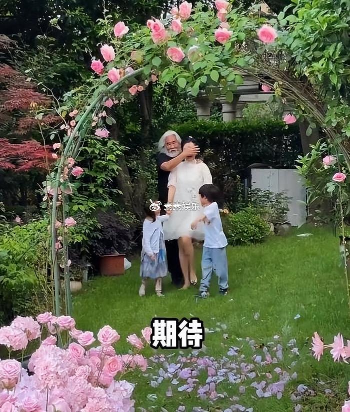 会玩浪漫：张纪中送几千朵玫瑰花给杜星霖庆生，现场亲吻害羞甜蜜 - 7