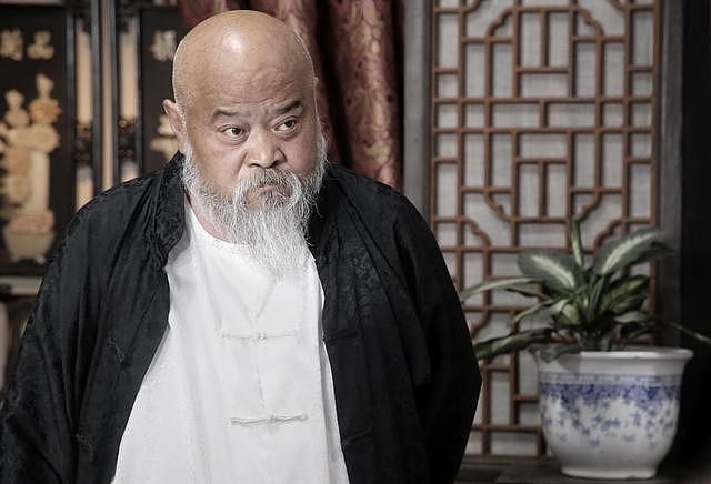 67岁老演员李琦近况曝光，在北京独栋小院养老，老态龙钟仍要跳绳 - 5