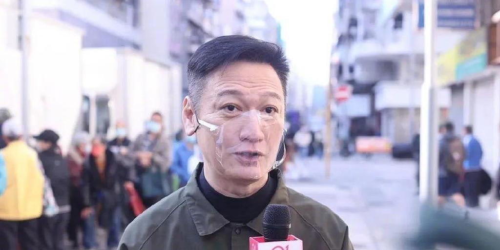 59岁港星爆TVB曾找他拍剧但没谈成，与女友拍拖15年感情稳定 - 4