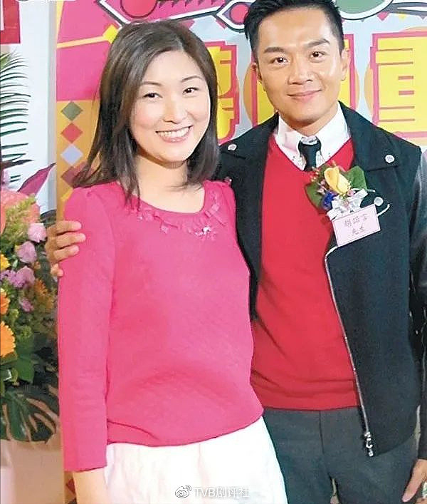 45岁TVB男星宣布离巢？直言想到内地发展，与妻子因拍戏结缘 - 8