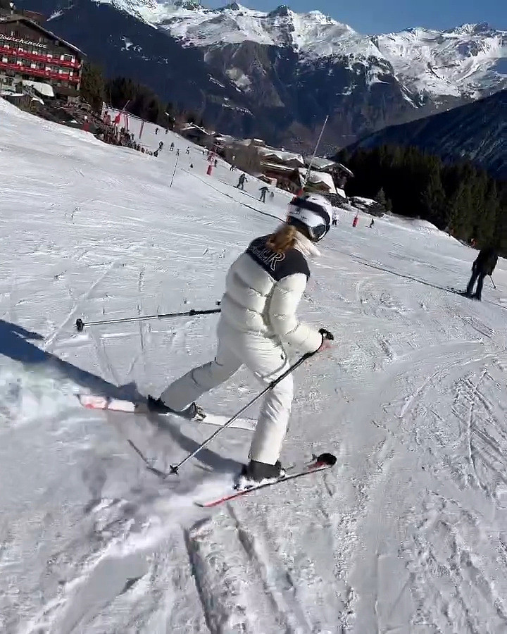 贝克汉姆一家阿尔卑斯山滑雪，11岁小七瘦下来了，美少女范十足 - 5