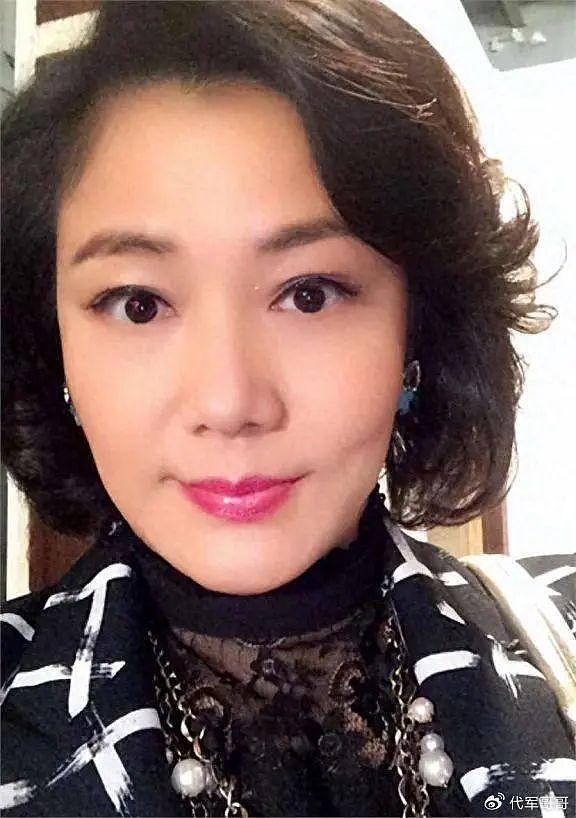 她是最惨女演员，一生未婚未育，50岁猝死片场，资产被家人瓜分 - 22