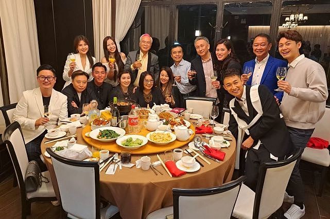 老戏骨李龙基为娇妻举办生日派对 众多TVB艺人同事出席派对 - 4
