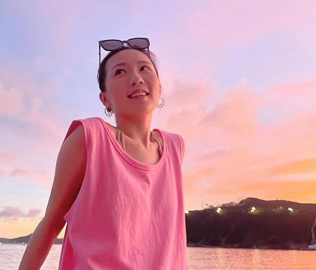 王晶女儿宣布退出TVB，8年来星途平平，往后将继续追寻梦想 - 1