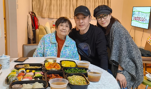 吕颂贤52岁生日和太太吃素晒恩爱合影 两人选择丁克享受二人世界 - 6