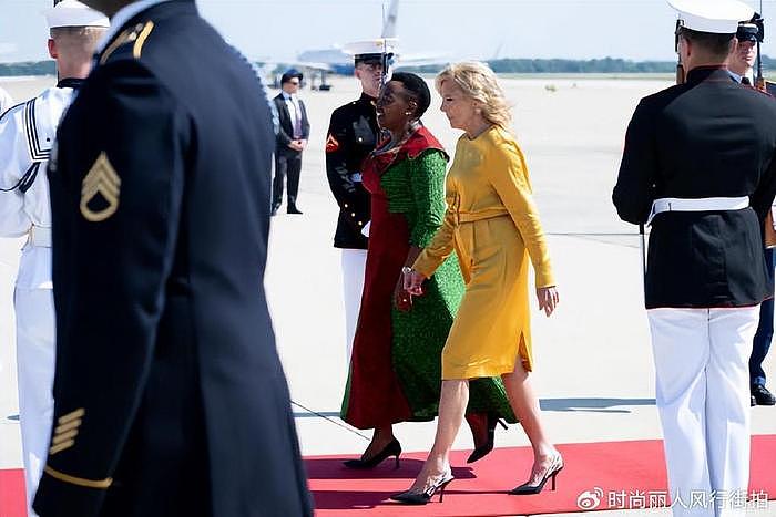 美国第一夫人欢迎肯尼亚总统夫妇！一身嫩黄裙，国宴菜品提前曝光 - 5