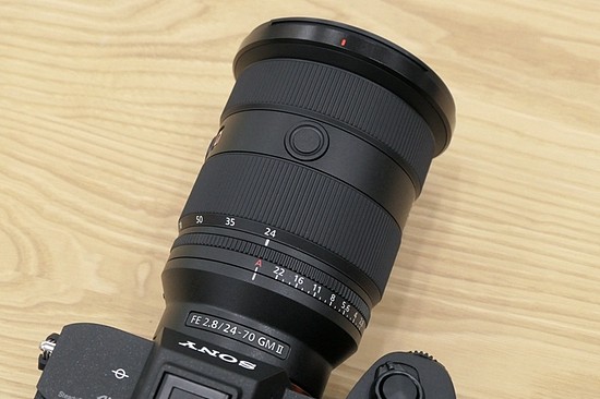 G大师变焦镜头新标准 索尼FE 24-70mm F2.8 GM II外观赏析 - 5
