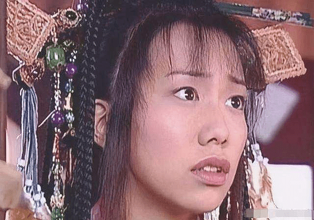 演美人被骂的10位女演员，阿娇陈妍希在列，“最丑周芷若”不冤 - 28