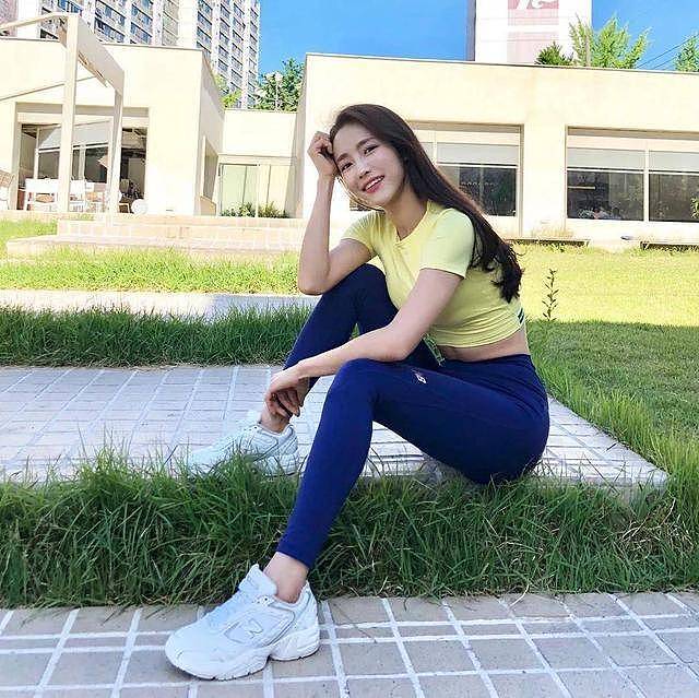 韩国美女被称为“亚洲女孩的身材标杆”，外表甜美，身材性感，令人羡慕 - 5