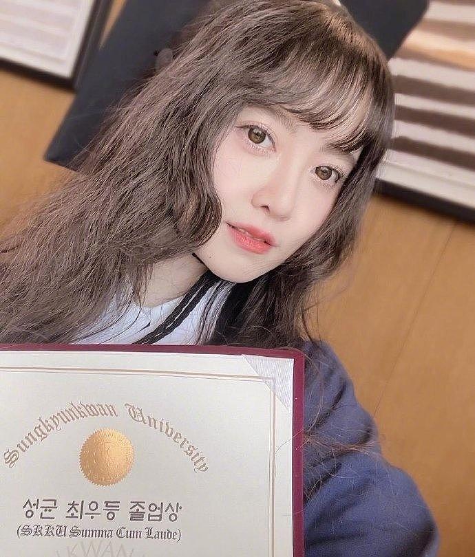 韩国知名女星，考上韩国科学技术院研究生，大学时全班第一名毕业 - 7