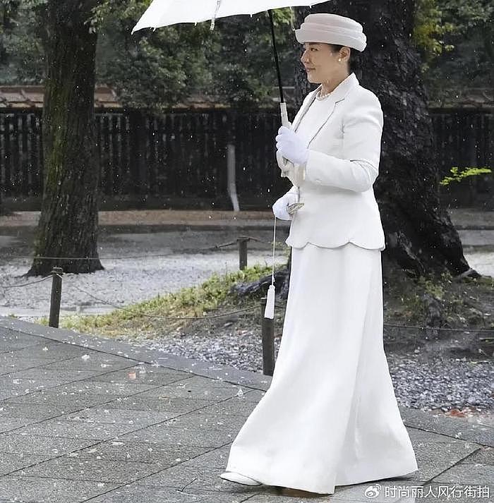 爱子公主又美了！入职后首次履行皇家职责，穿一身白裙瘦出瓜子脸 - 13