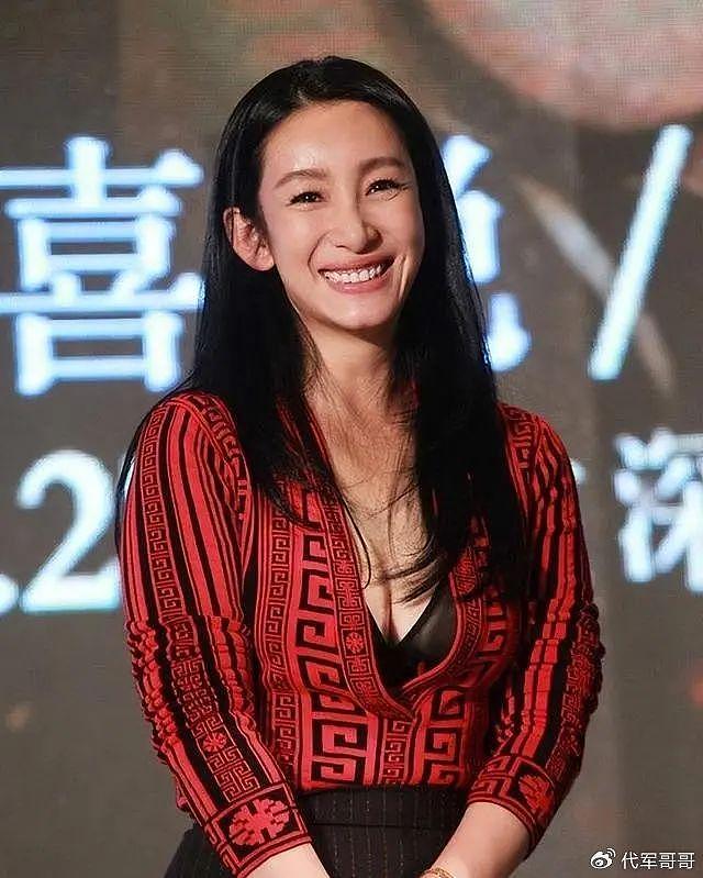 没滤镜真可怕，秦海璐有褶子，林志玲疲惫满满，袁泉生图太炸裂 - 18