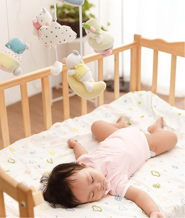 新生儿睡姿有讲究，仰卧、侧卧、俯卧，到底哪个才最适合宝宝？ - 4
