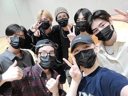 ENHYPEN六名成员新冠痊愈！将于10月携新专辑回归 - 2