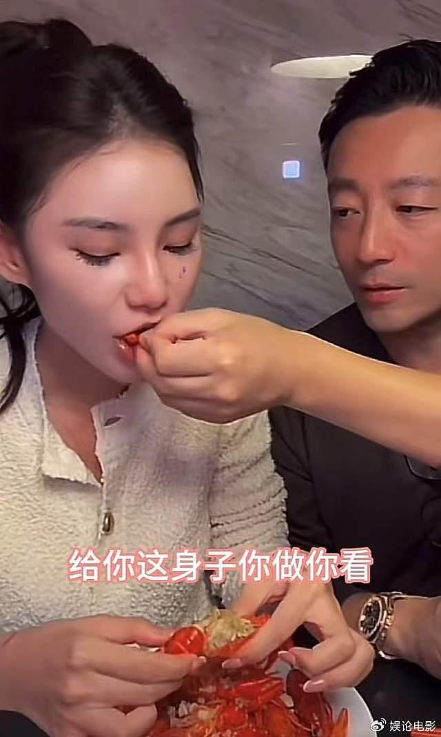 张兰夸儿媳马筱梅漂亮像赫本，儿媳表示也给婆婆买同款，母女装 - 8