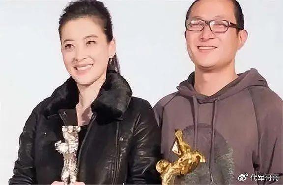 她是最“傻”女演员，闪婚2次倒贴全部身家，如今逆袭成百亿富豪 - 15