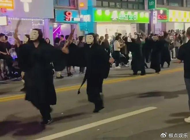 韩国“江陵端午祭”被群嘲，街头群魔乱舞，好好的端午过成中元节 - 5