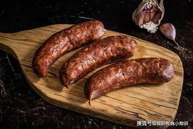 为何脑梗越来越多呢？好心提醒：这6类食物，早该列入“黑名单” - 5