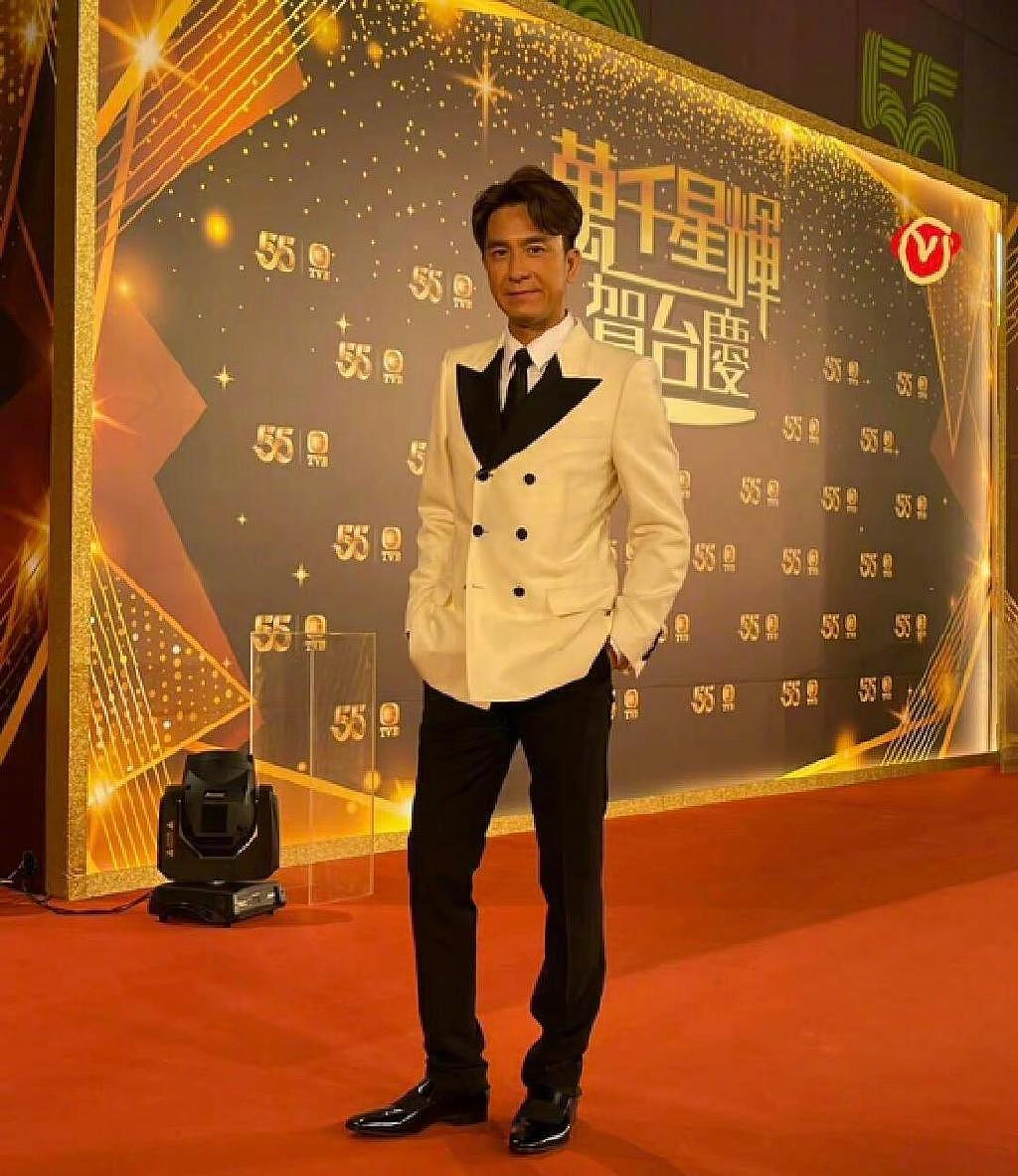 TVB开拍新剧《新闻女王》，佘诗曼回巢做女一，与马国明再续前缘 - 7