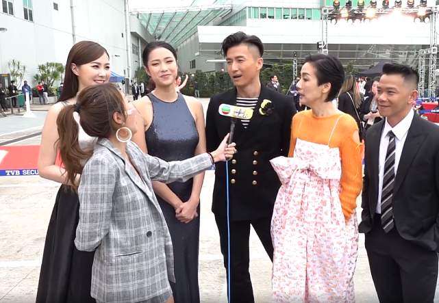 TVB2022年节目巡礼：明星们的打扮有点土，但采访环节是真敢讲 - 25