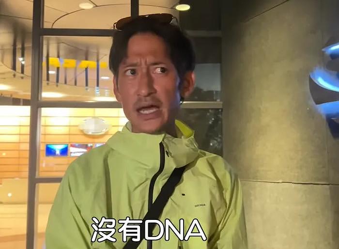 男星唐治平73岁母亲自杀案升级！儿子依旧拒绝认尸，当众下跪控诉 - 11