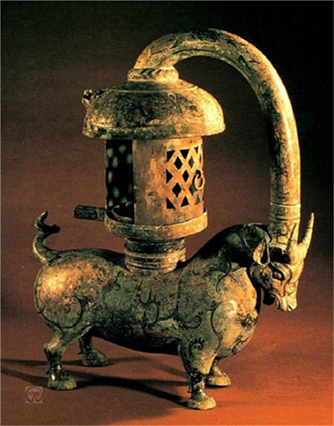 汉广陵王墓出土文物  两千年前铜灯 - 1