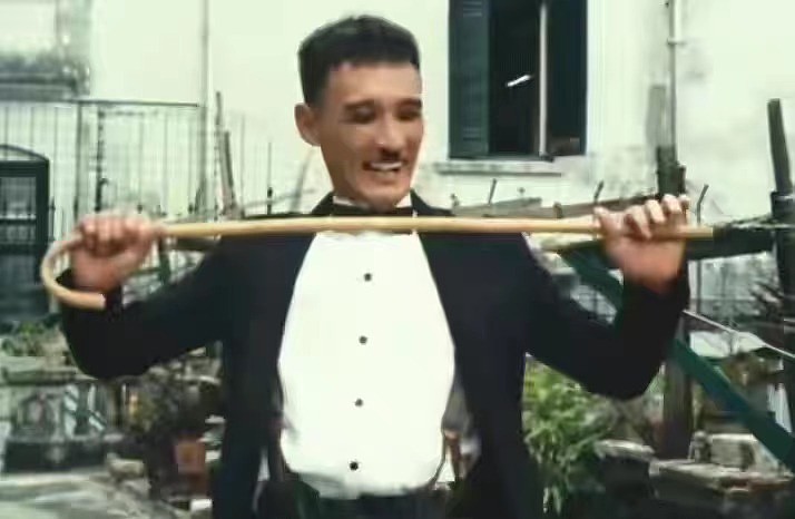 老戏骨石天去世，曾合作成龙出演醉拳，被称为香港影坛教父 - 4
