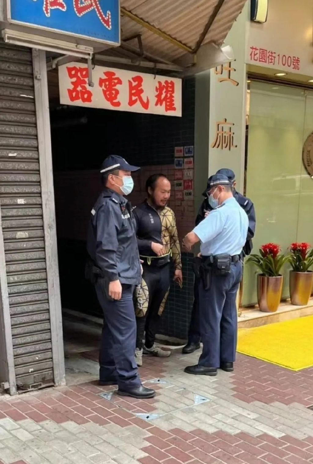 网红阿秋骑行全国却在香港被偷单车，车值8千块，警方已锁定嫌犯 - 4