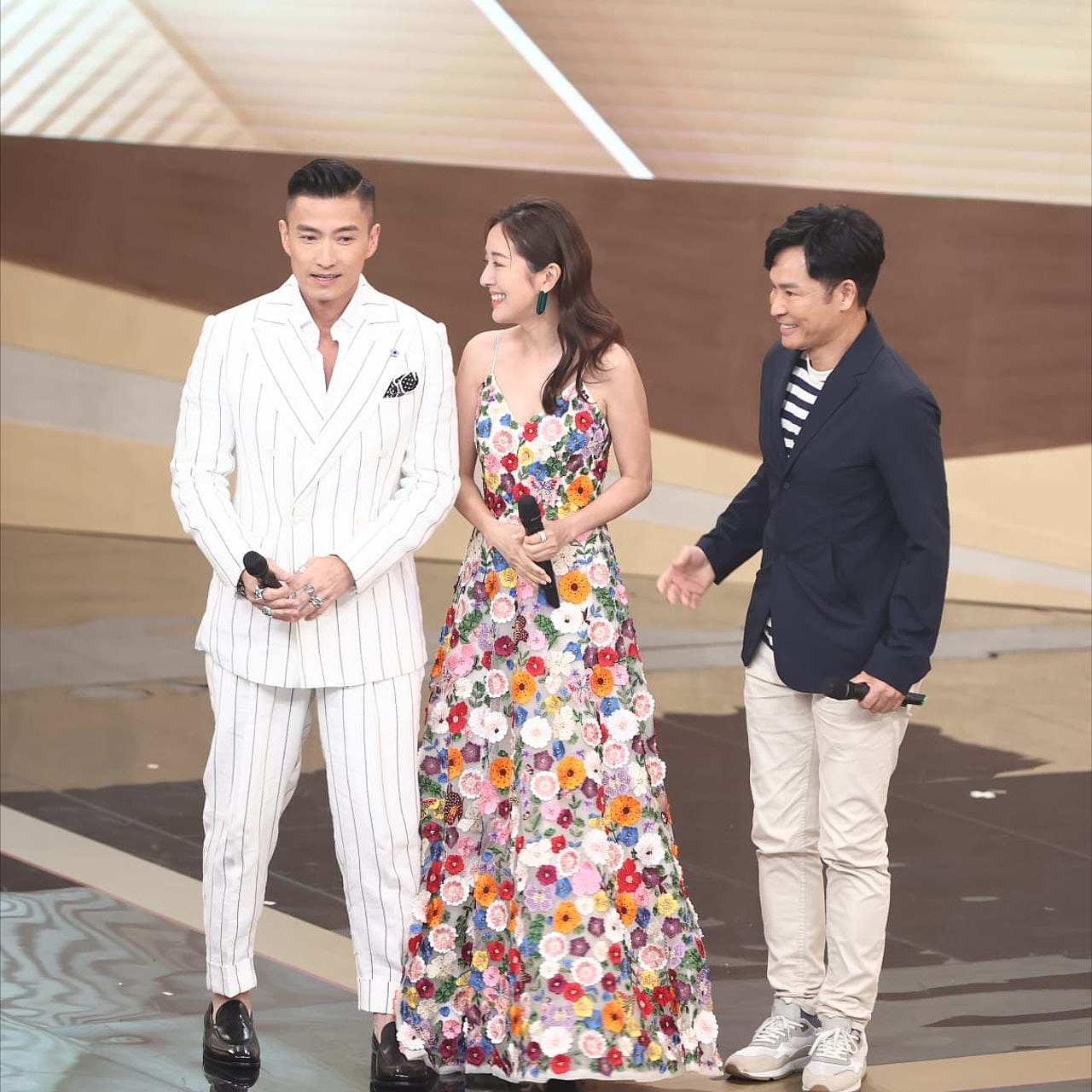 TVB宣布下半年播出六部重头剧，经典节目《奖门人》惊喜回归 - 9