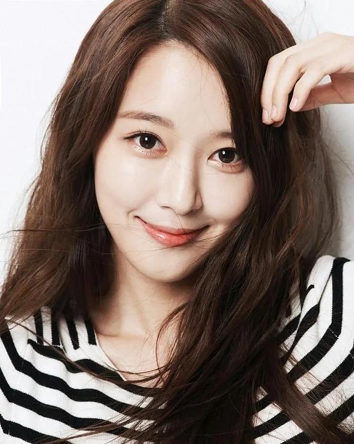 韩国女星宣布结婚，她在《咖啡王子一号店》中，饰演尹恩惠的妹妹 - 3