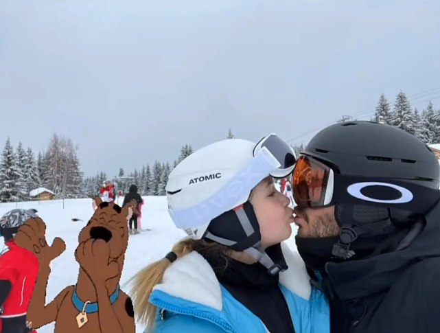 贝克汉姆在滑雪场为三儿子庆生，晒与女儿小七亲吻照尽显父女情深 - 2