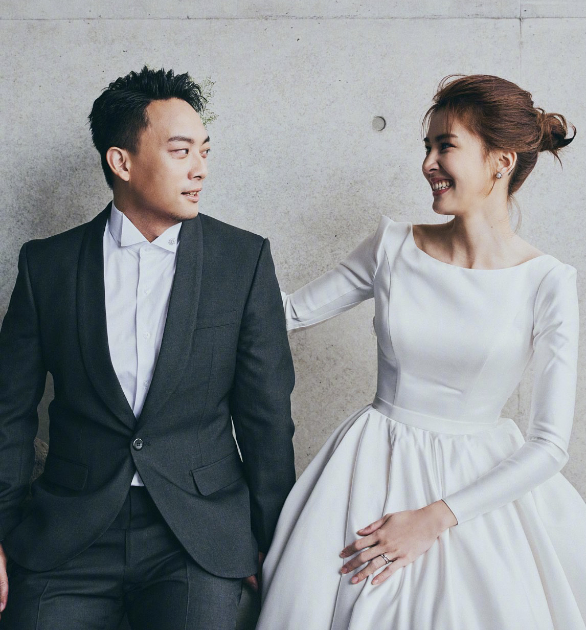 汪东城发文恭喜曾沛慈结婚，却晒被对方亲吻的剧照，粉丝在线催婚 - 2